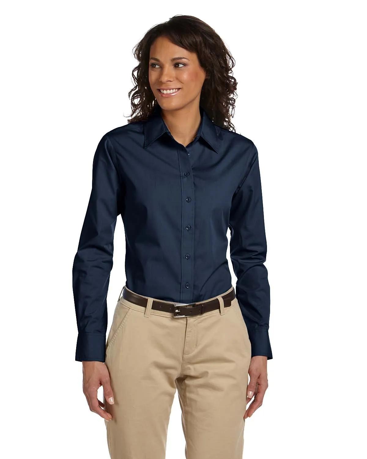 Ladies' Essential Poplin 1 of 23