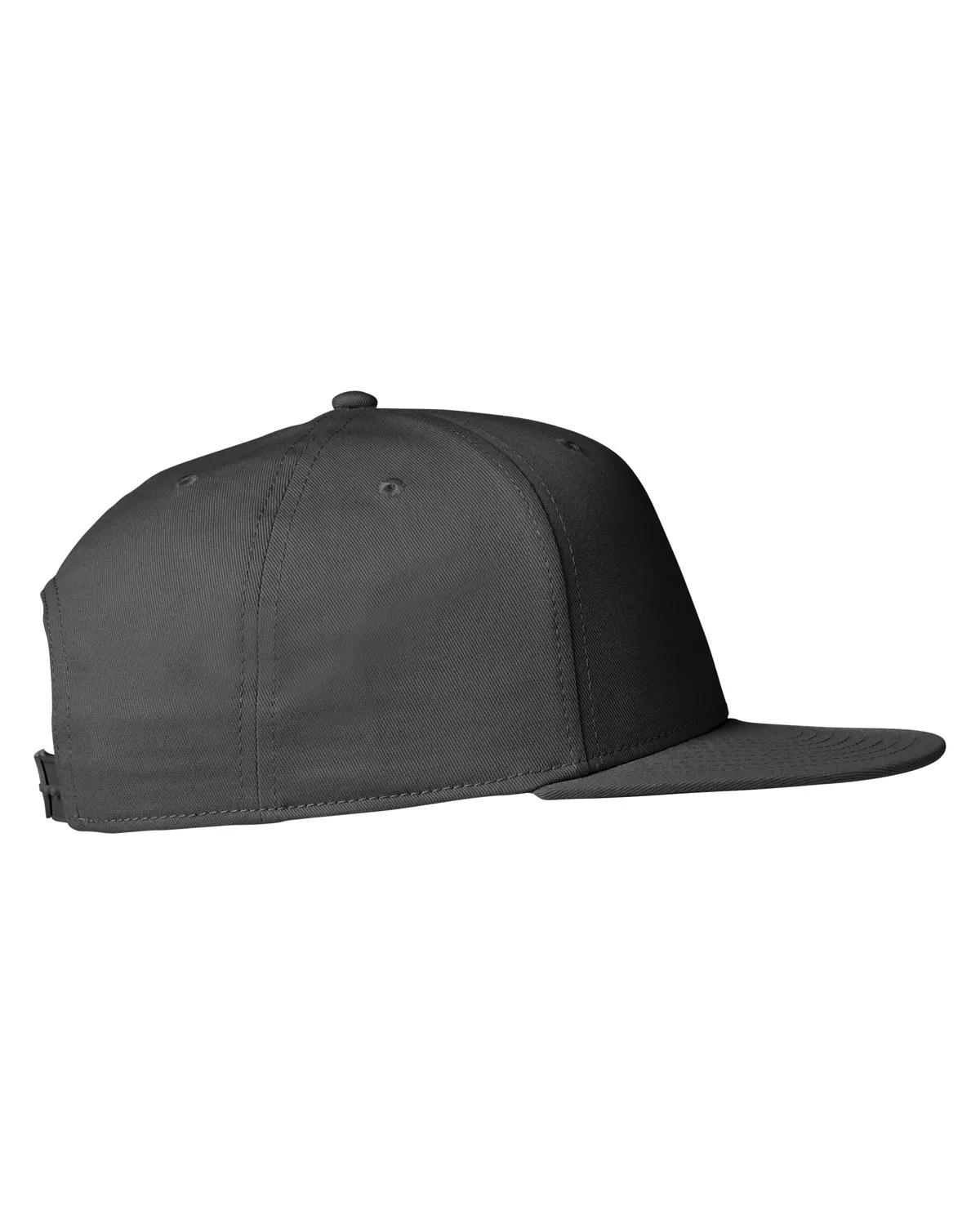 R Snap Cap 22 of 23
