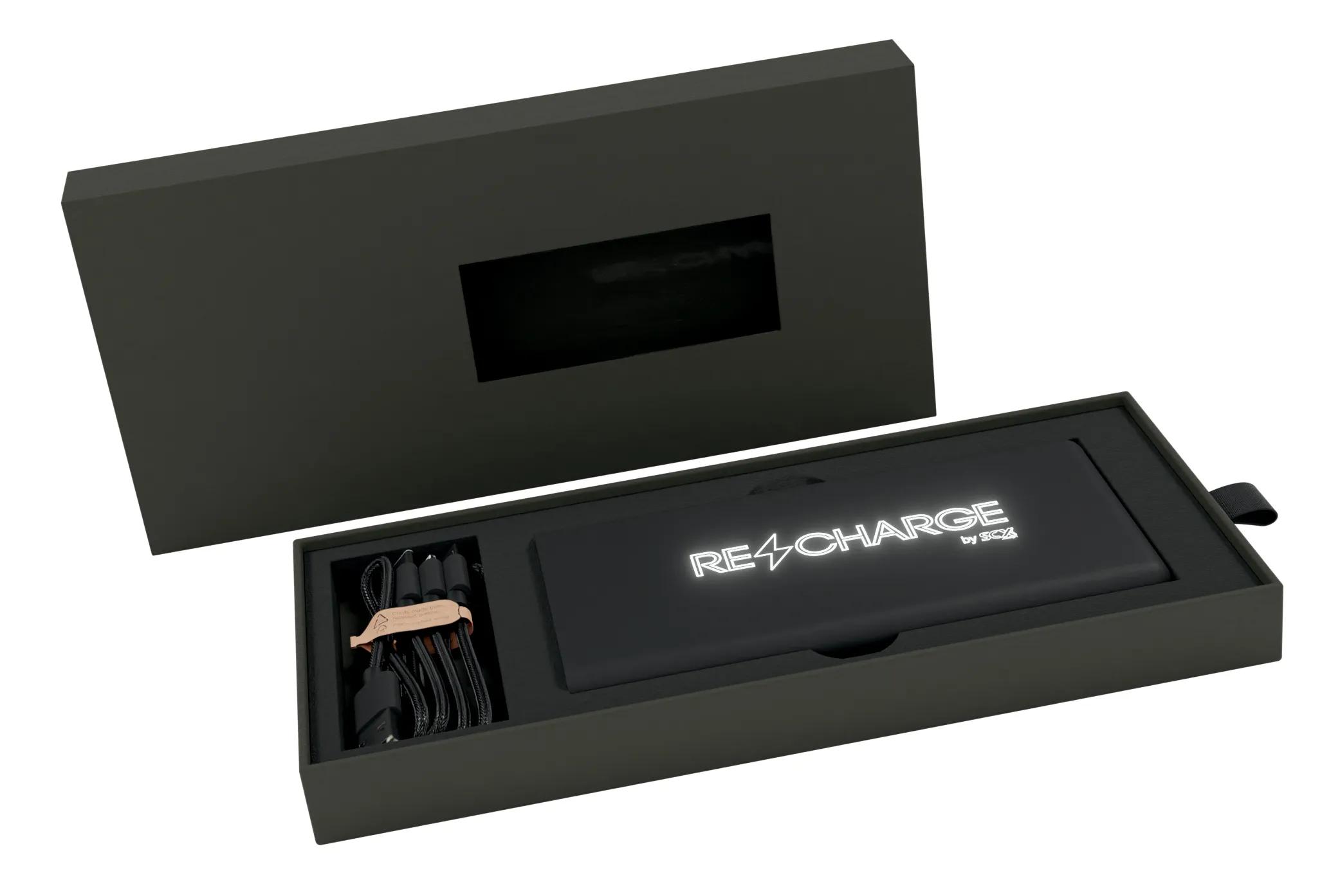 SCX Design™ Jumbo Wireless Power Bank 10,000 mAh 8 of 8