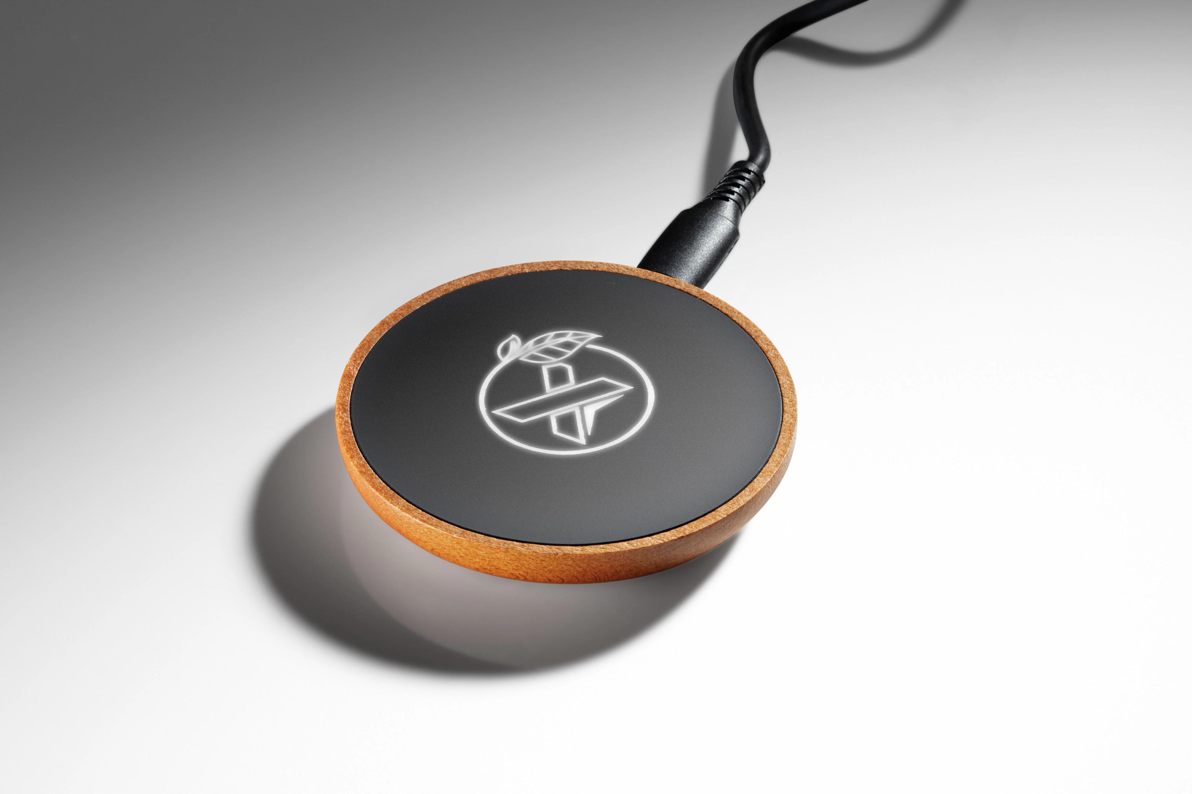 SCX Design™ Maple Wood 10W Wireless Charger 9 of 10