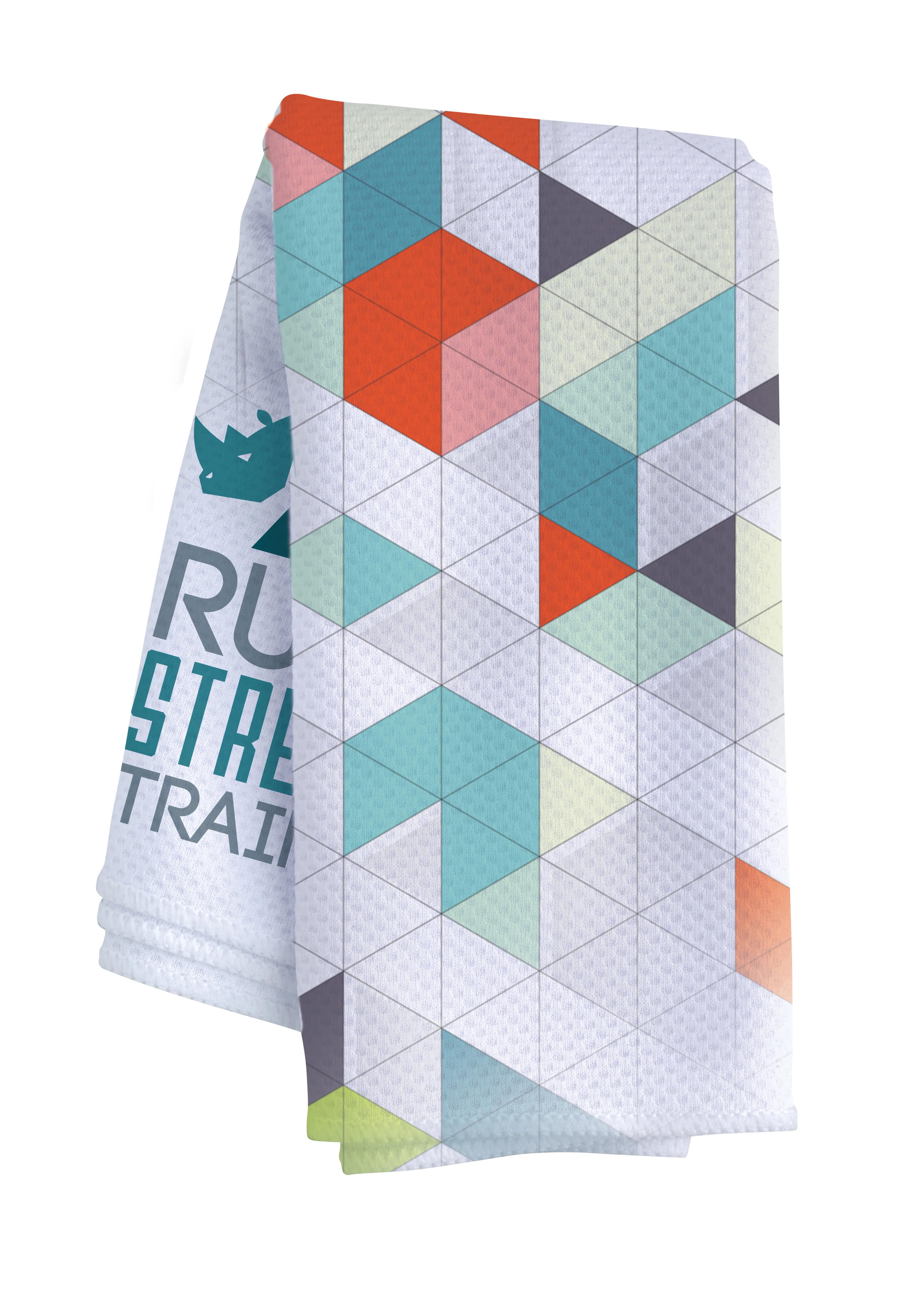 4 Color Cooling Towel in Pouch 8 of 11