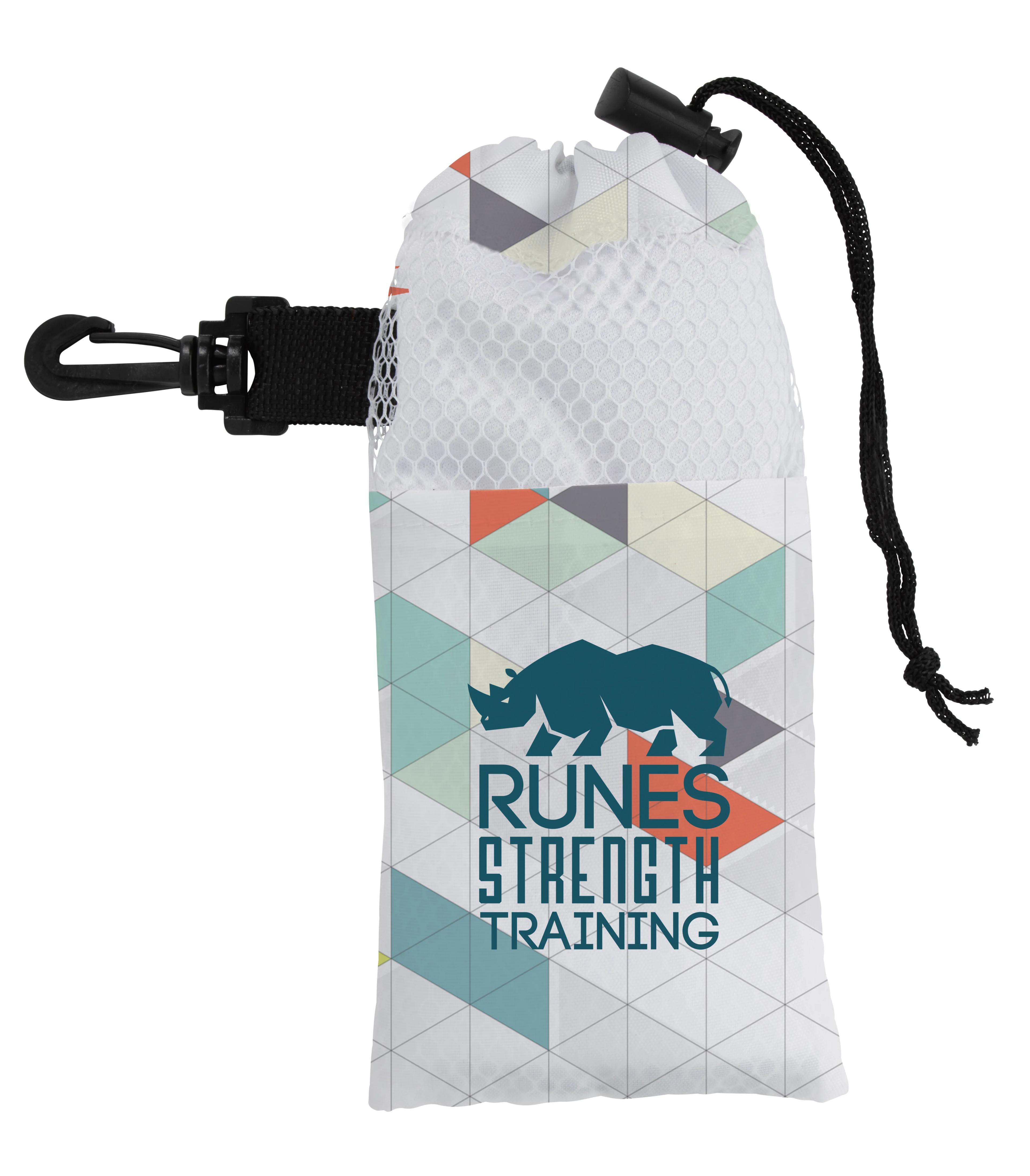 4 Color Cooling Towel in Pouch 7 of 11
