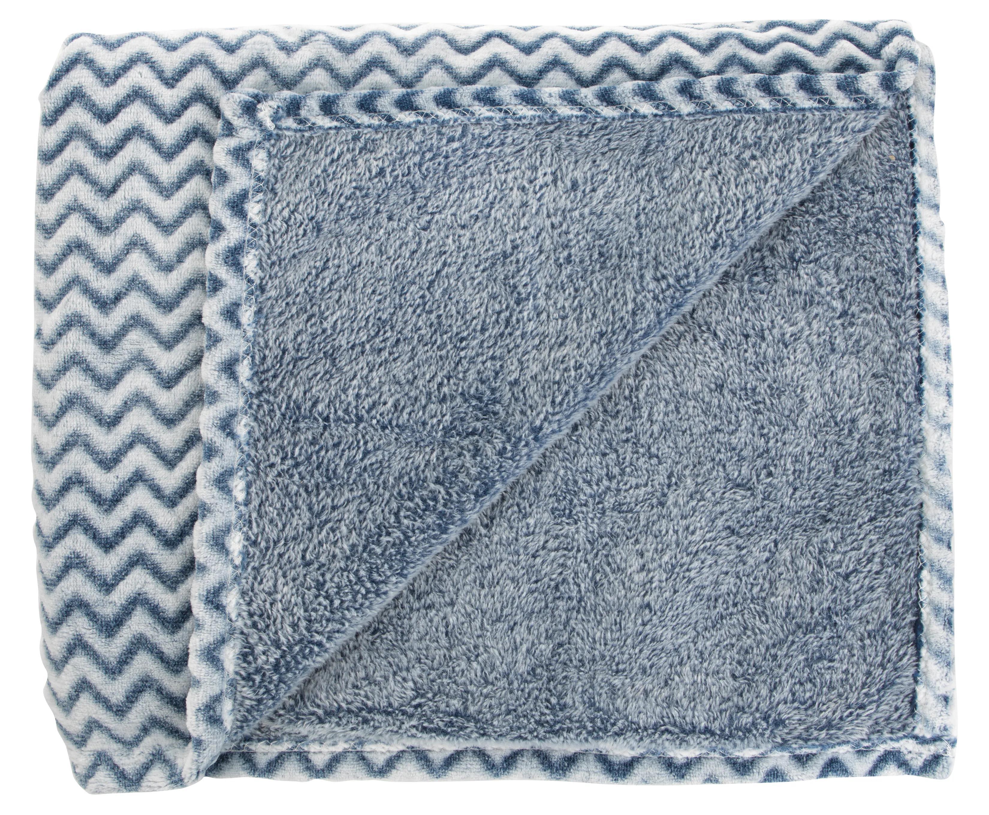 Two-Tone Wave Flannel Blanket 21 of 22