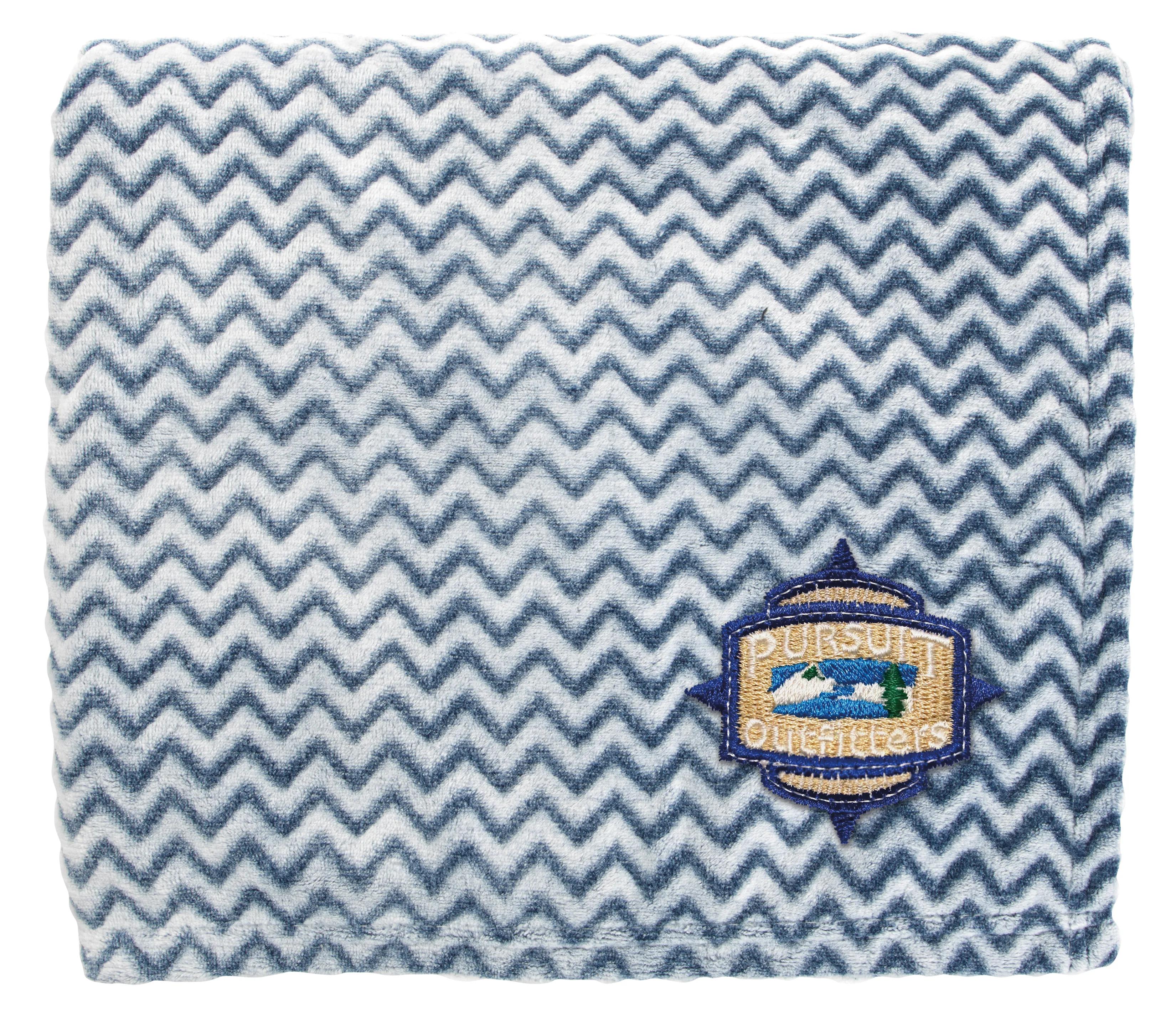 Two-Tone Wave Flannel Blanket 15 of 18
