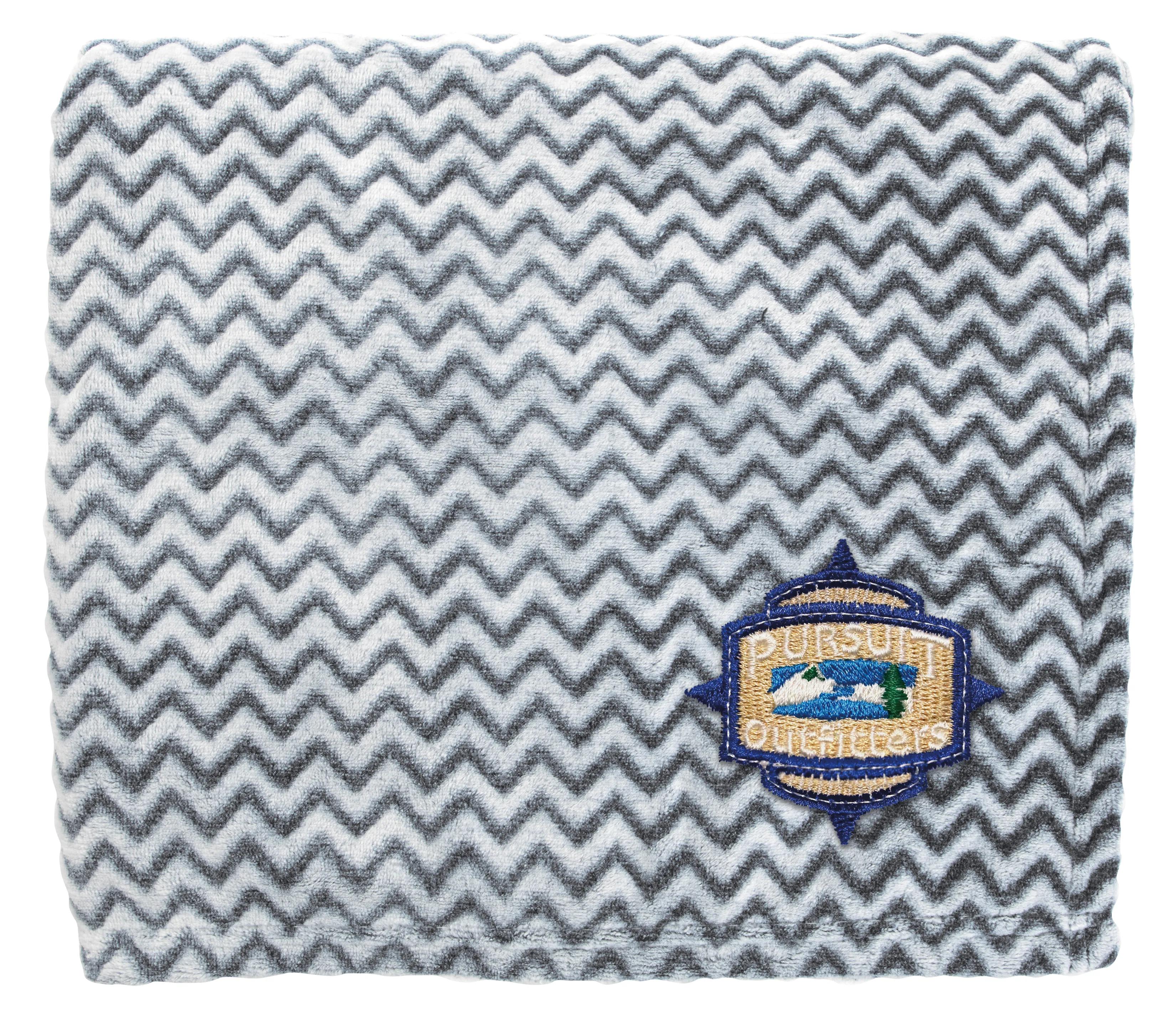 Two-Tone Wave Flannel Blanket 14 of 22