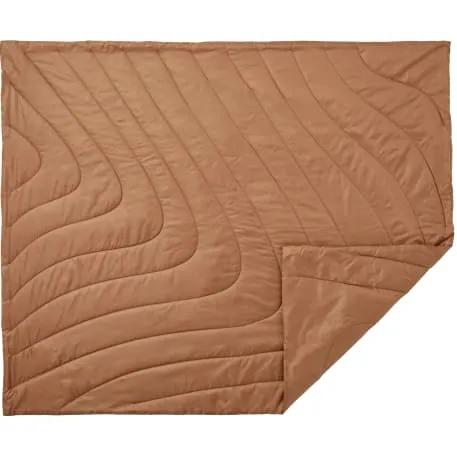 Wave Recycled Insulated Outdoor Blanket 4 of 17