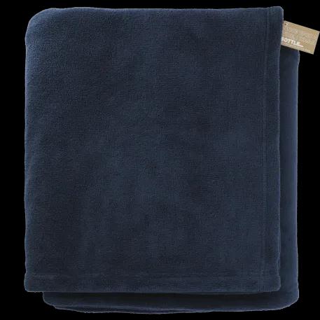 Recycled PET Oversized Coral Fleece Blanket 8 of 14