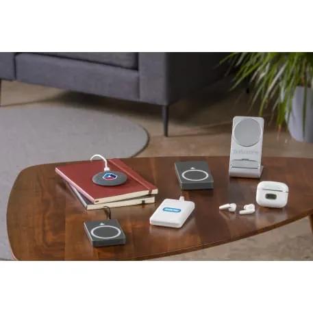 Solekick™ MagClick™ Fast Wireless Charging Stand 13 of 13