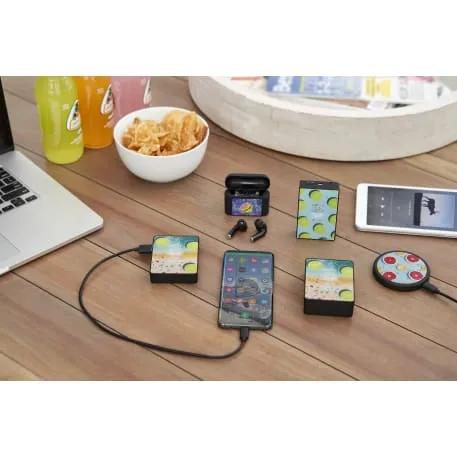 The Looking Glass Wireless Charging Pad 6 of 9
