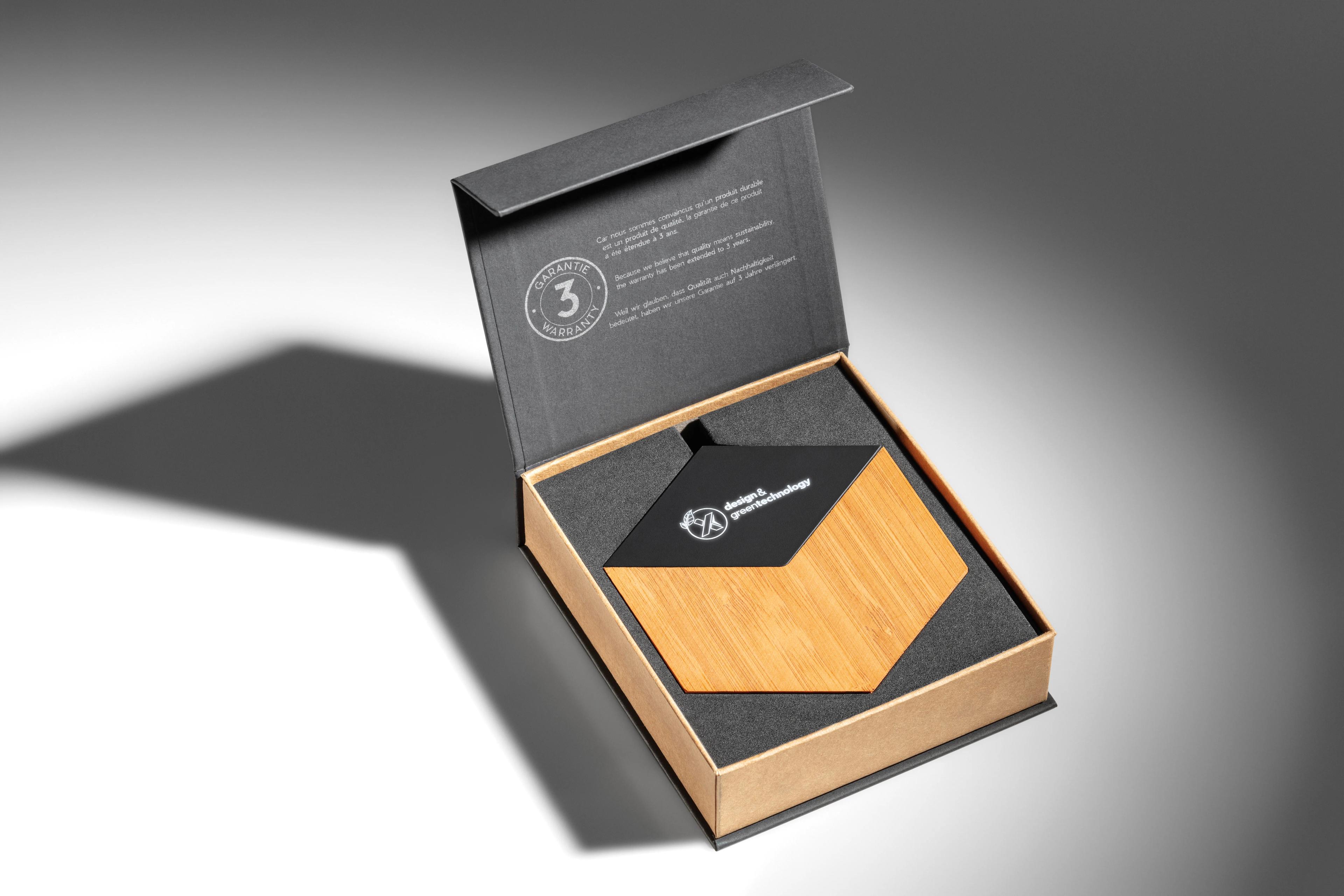 SCX Innovative Design™ Bamboo 10W Hexa Wireless Charger 5 of 22