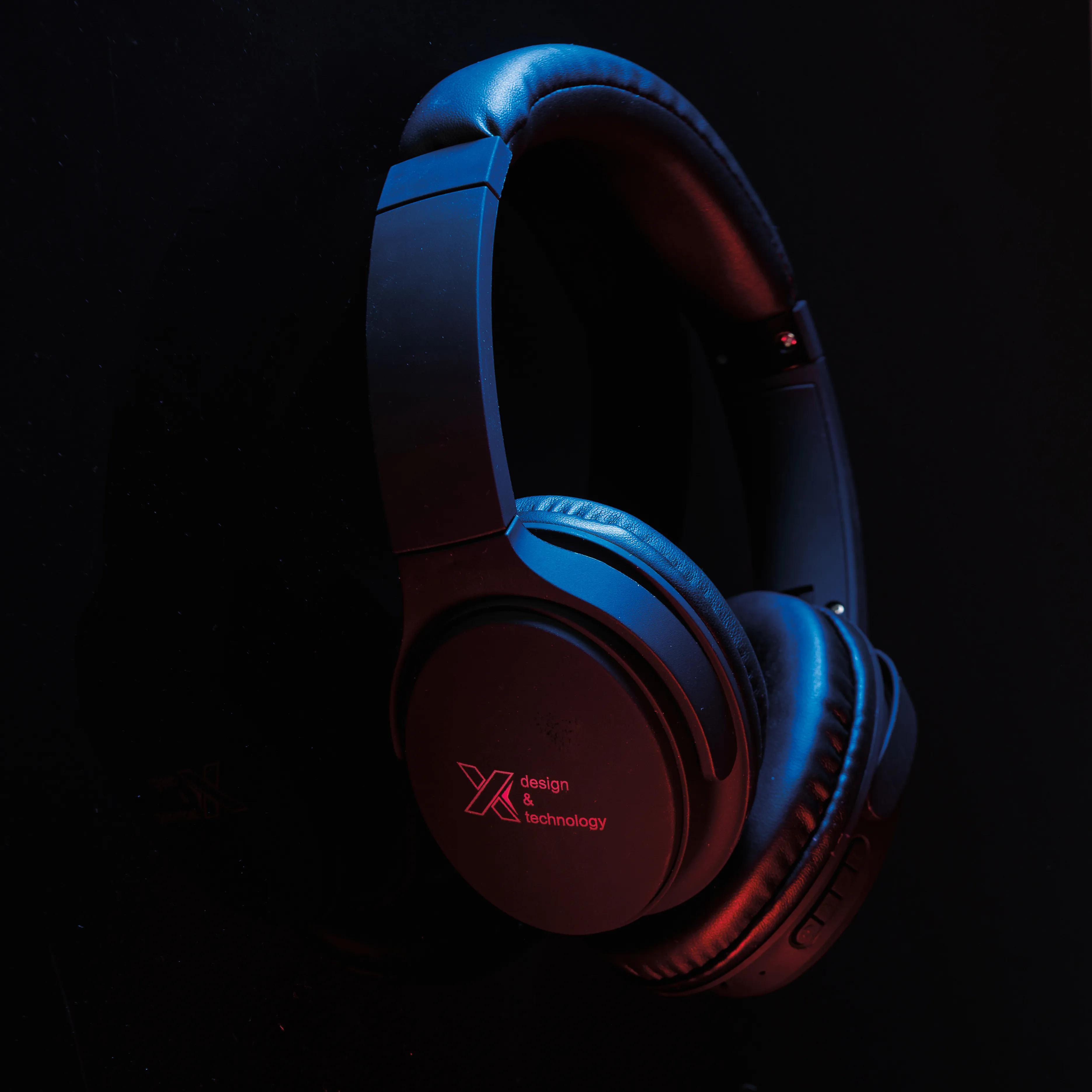 SCX Design™ Wireless 5.0 Headphones 7 of 9